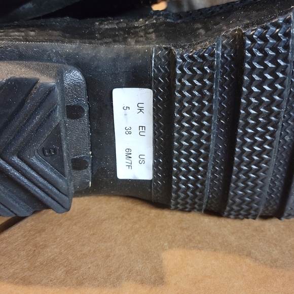 Hunter Rain Boots - Picture 5 of 8